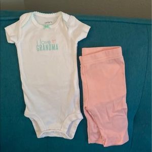 Carter’s 2 piece outfit newborn girl